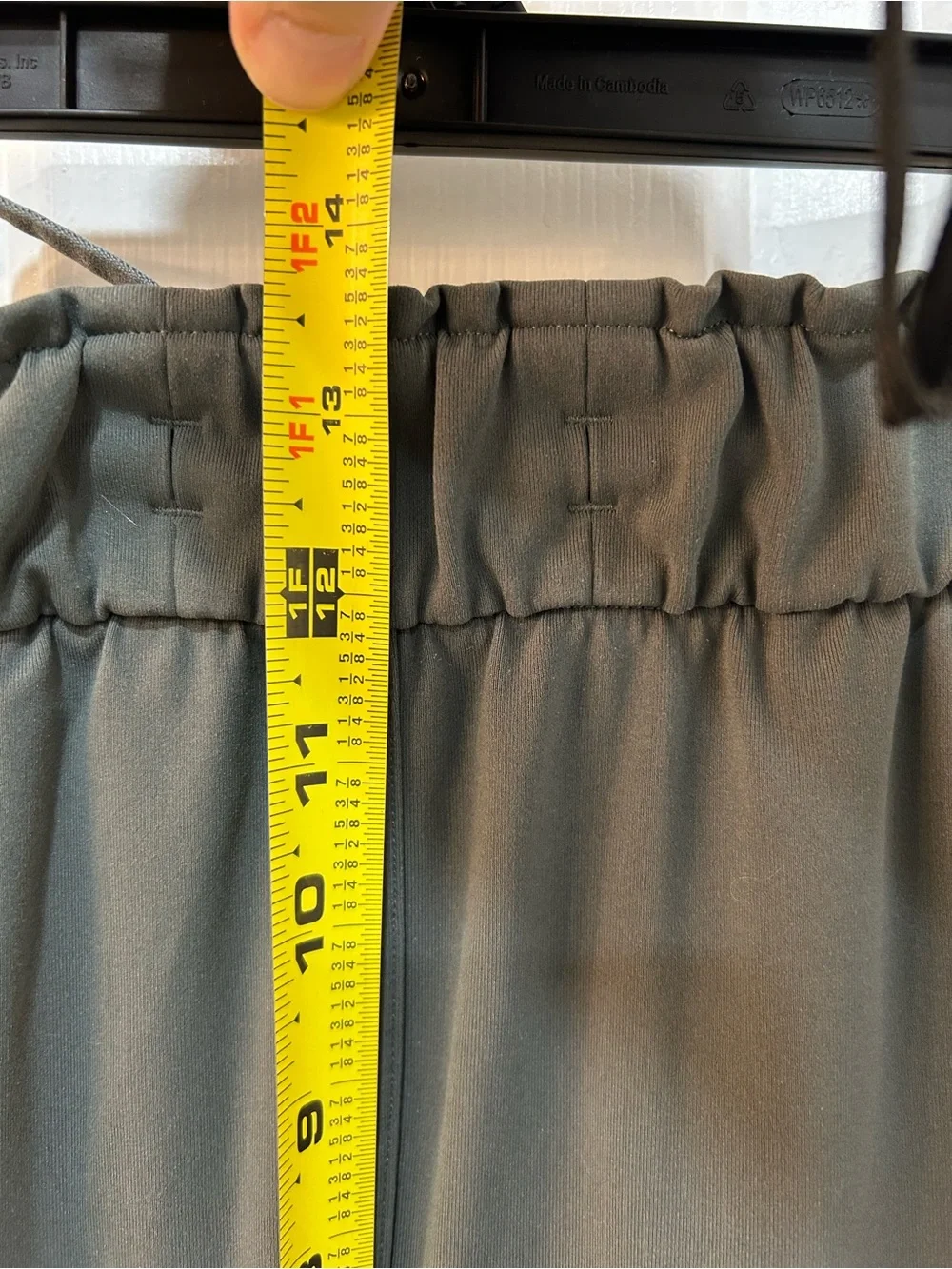 Lululemon Stretch High Rise Pull On Pant Sz 12 Tapered Leg Drawstring Waist